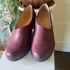 Dansko Pumps- Burnished Nubuck